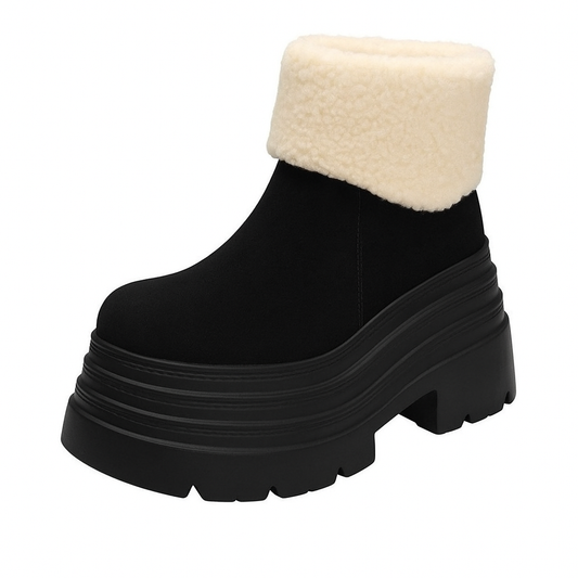 Women’s Cozy Platform Winter Boots | Warm comfort with confident elevation