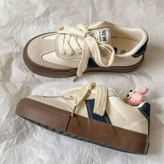 Women’s Retro Low-Top Sneakers | Vintage-inspired comfort for everyday wear